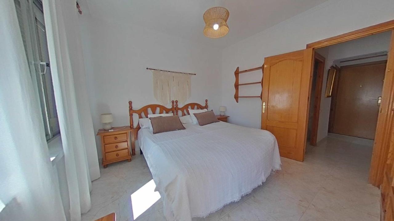 Apartamento Acogedor En La Carihuela Con Plaza De Garaje Garantizada! Sol Montemar *